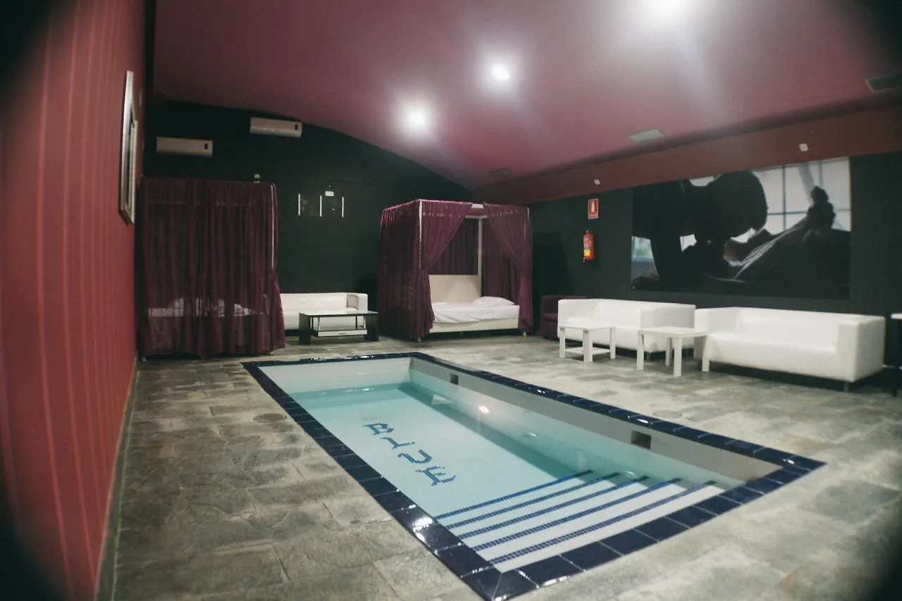 Hotel Miami Adults Only contacts